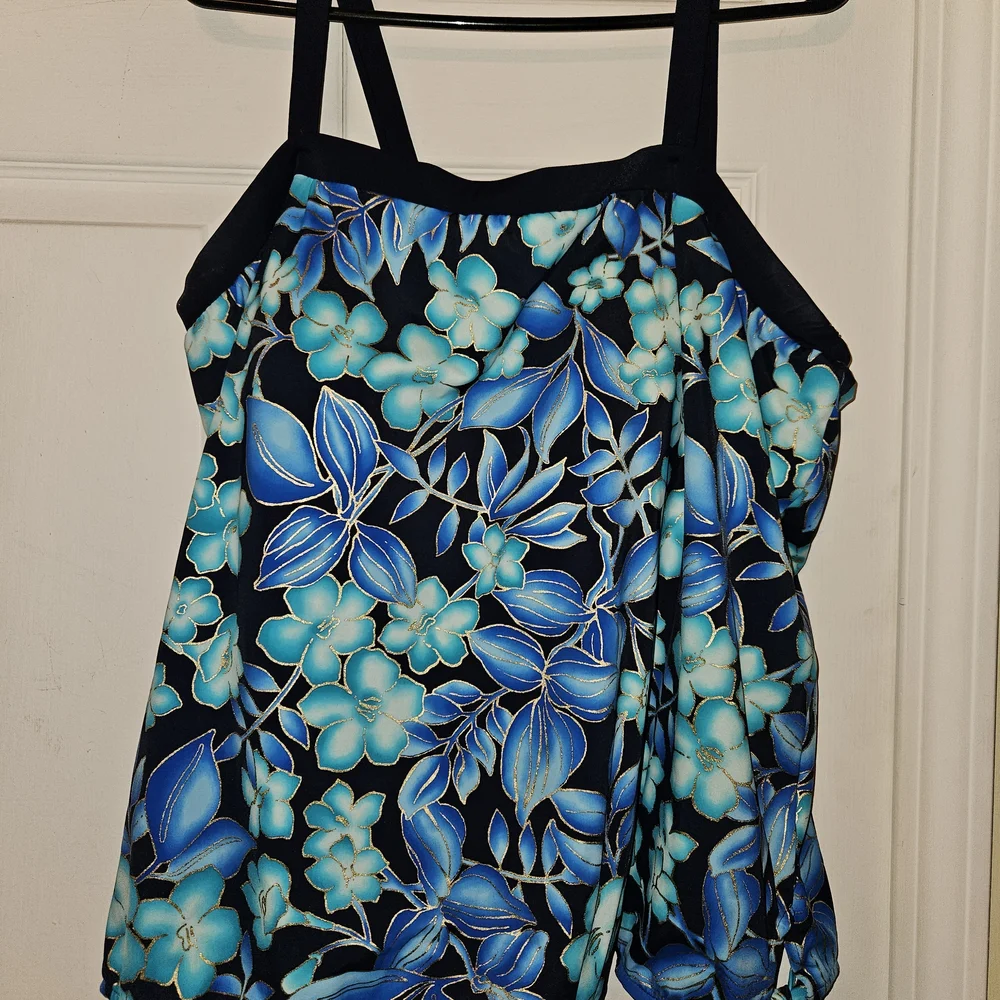 #658- Maxine of Hollywood Blue and Black Floral Tankini - Picture 1 of 5